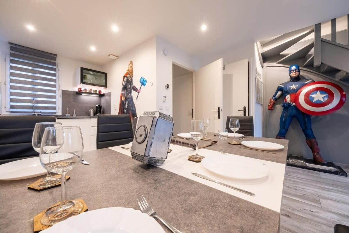 Disney Avengers Home Magny-le-Hongre Luaran gambar